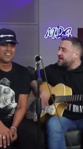 Gente como me ven como la futura cara del Rock nacional? 😂😂 #parati #foryou #fyp #mds #mds_alritmo #lpda #humor #amigos #viral 