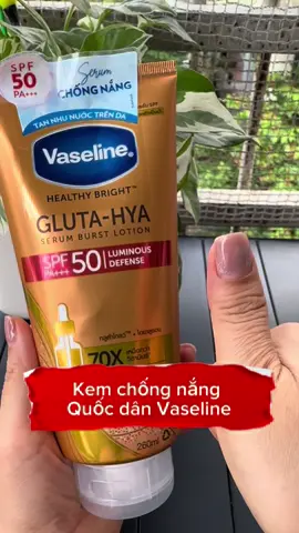 Đã là Serum lại còn thêm chống nắng, thẩm thấu vào da không gây dính bết, phù hợp vào mùa hè này nha :) #chongnang #duongthebody #vaseline #hoptaccungUnilever