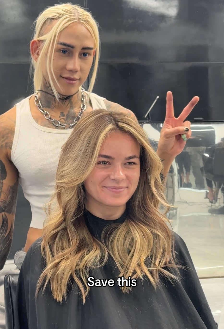 Golden blonde @District 87  #haircolor #mushroombrown #blondehighlightonbrownhair #livedinblonde #nychairstylist #nycsalon #lowmaintainblonde #caramelbalayage #asianhaircolors #balayagehighlights #butterlyhaircut