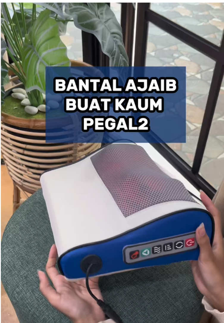 Kaum jompo wajib punya ini 😍😍 #bantalpijat #pijat #pijatelektrik #pijatportable 