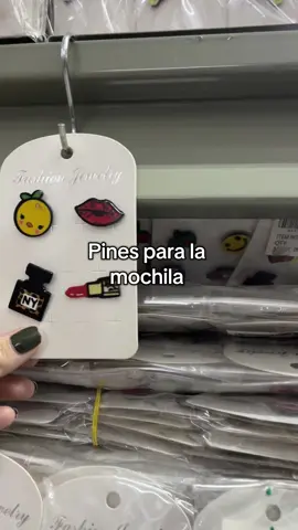 ¿Buscás accesorios para vender en tu local? Somos mayoristas importadores  Estamos en Tucumán 2331, CABA (Once)  Estamos de lunes a viernes de 9 a 17hs  @fashionbijouar IG 💜👈 #mayoristas #viral #mayoristaaccesorios #floresmayoristas #accesoriospormayor 
