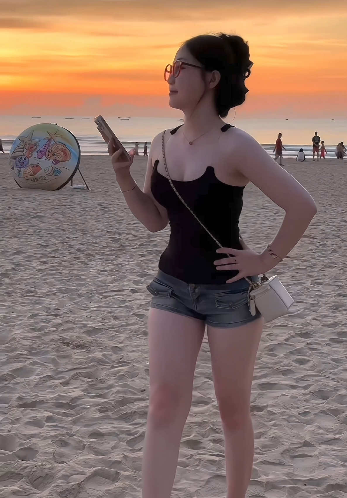 đến khi nào mặt trời ngưng chiếu..