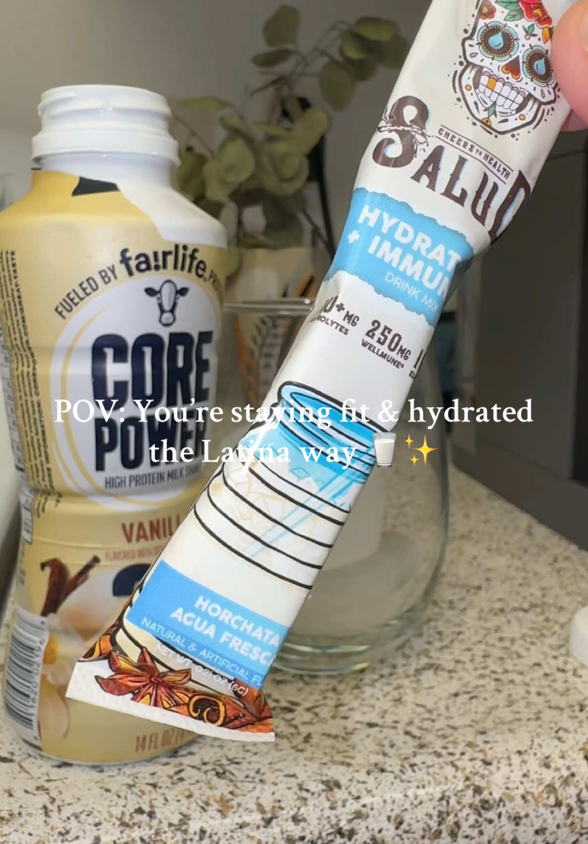 new fav way to stay hydrated 💧 Horchata electrolytes >>> Tastes like a drink from abuelita’s house but with benefits 😭  #salud #StayHydrated  #ElectrolyteDrink #SelfCareSip #TikTokFinds #SupplementTok #GummiesSupplements #horchataelectrolytes #protein #proteinhorchata 