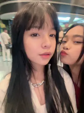 pakiss @scarlett_astrid_ on IG 