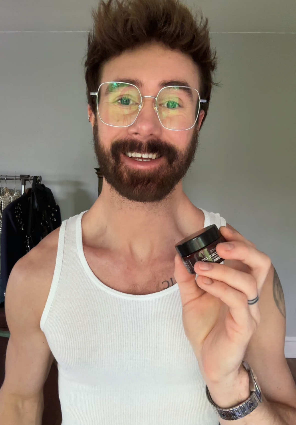 What I’ve been using lately to help with fine-lines, wrink’s and dull-tired skin; EELHOE retinol cream 😃✨ #eelhoe #antiaging #retinol #mensgrooming 