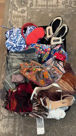 Arizona for a girls trip ? Count me in 🏜️ #arizona #arizonatrip #phoenixaz #girlstrip #summertrip #arizonastaycation #arizonavacation #summervacation #summervacay #fyp #travel #arizonatrip #aztrip 