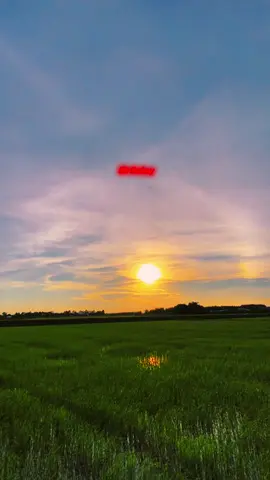 #CapCut Time to love . #radiothugian #sky #sun #chill #birthday #timetolove #foryou 