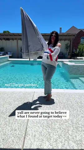 Perfect for the pool, beach, lake, or even your own backyard. Oversized, thick towels with adorable prints + a white umbrella that somehow goes with everything. Yes please!👌🏼 You can also find everything in my Target storefront—linked in bio! #ad #TargetCreator #TargetHomeAmbassador #paidlink #targethome #summerfinds #beachdays #poolsidevibes #targetstyle #affordablefinds@target 