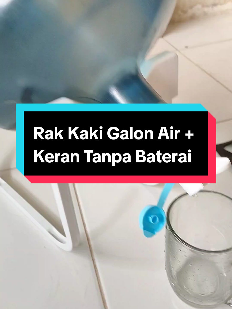 Rak Kaki Galon Air + keran tanpa baterai, dar pada pakai pompa yang pakai baterai ribet banget ngecasnya dan keluaran airnya kecil, apalagi kalau misalkan tengah malam lagi haus mau minum terus terus baterainya habis jadi gak bisa minum, pakai rak kaki galon ini aja lebih praktis tanpa repot gecas dan keluaran airnya juga deras #rakkakigalon #rakkakigalonmurah #rakkakigalonviral #rakkakigalonair #rakkakigalondankran #rakkakigalonbesi 