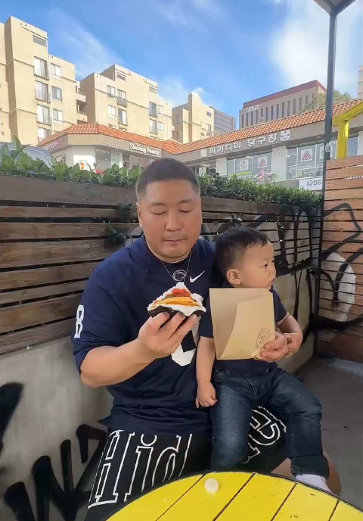 In depth reviews for my people. That means big boy bites every single time. @livesupamulife #japan #musubi #bapross