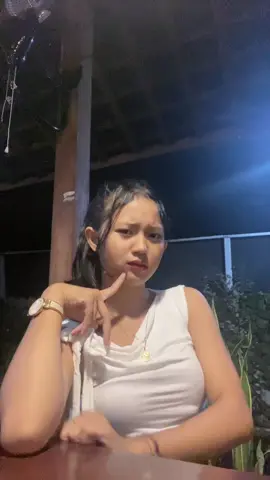 Beda kelaz jangn dibahas 😝