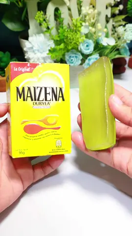 💚 ¡Adiós manchas y arrugas! Mascarilla casera con aloe, maizena y bicarbonato que cambiará tu piel 💥 #MascarillaNatural #AloeVeraPower #PielRadiante #TipsDeBelleza #BellezaNatural #MaizenaParaLaPiel #BicarbonatoMilagroso #CuidadoFacial #DIYBelleza #RostroPerfecto #RemediosCaseros #MascarillaCasera