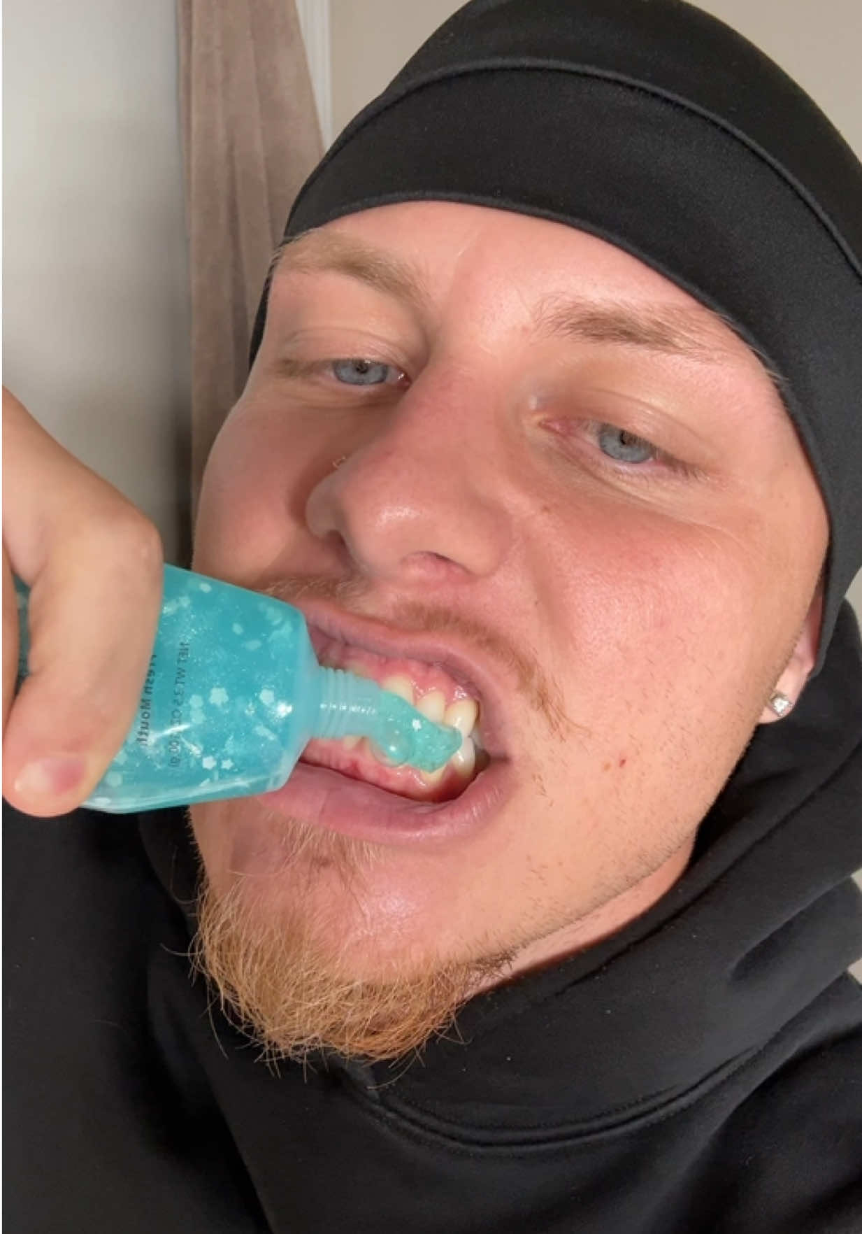If you know me you know I’ll try whatever until I find what will make my teeth the whitest 😂🤝 #fyp #viral 