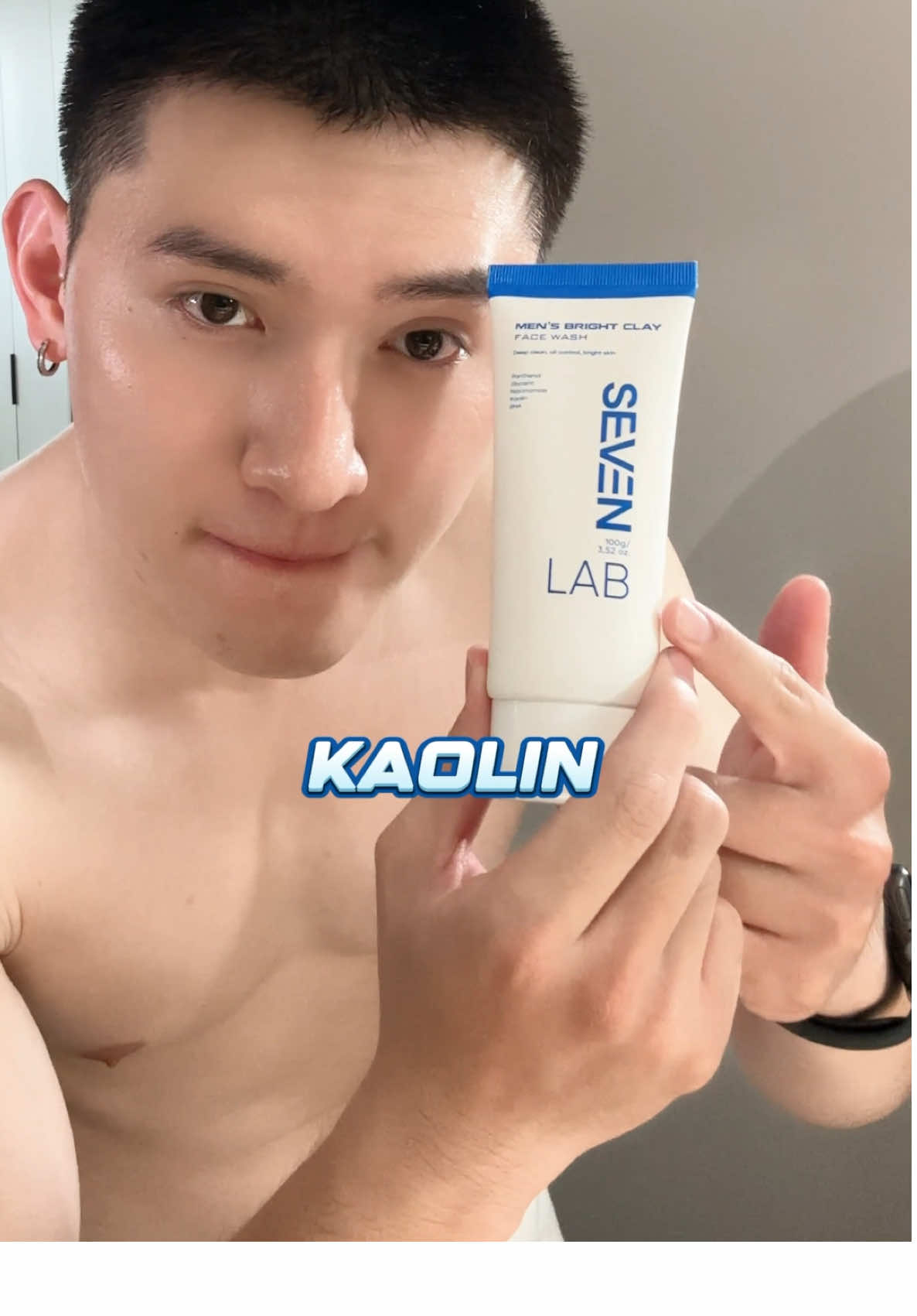 Dành ra v.ài ph.út mỗi ngày để rửa mặt sạch sâu với Sữa Rửa Mặt Đất Sét Sevenlab để có làn da k.hoẻ, sáng và đều màu! #sevenlab #chamsocda #formen #suaruamatdatset #danhchonam #sangda #taytebaochet 