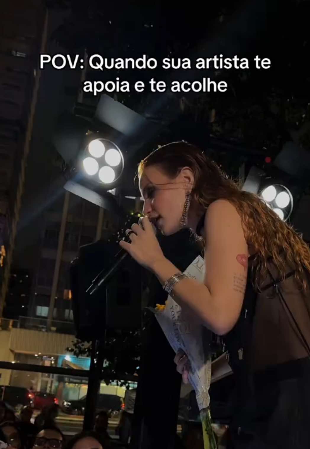 Orgulho de ter uma ídola assim!!! Você faz a diferença Caroline. 💛 #carolbiazin #biazin @Carol Biazin 