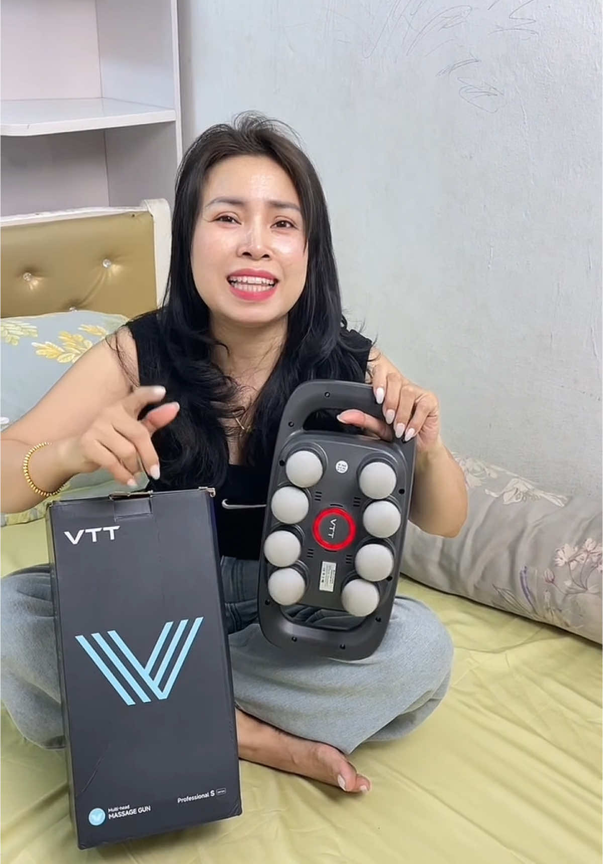 Mua cho chồng máy matxa #maymatxa #maymatxacamtay #maymassagecamtay #maymassage #xuhuong #hahienhoa1 #tienichgiadinh #tienichsuckhoe 