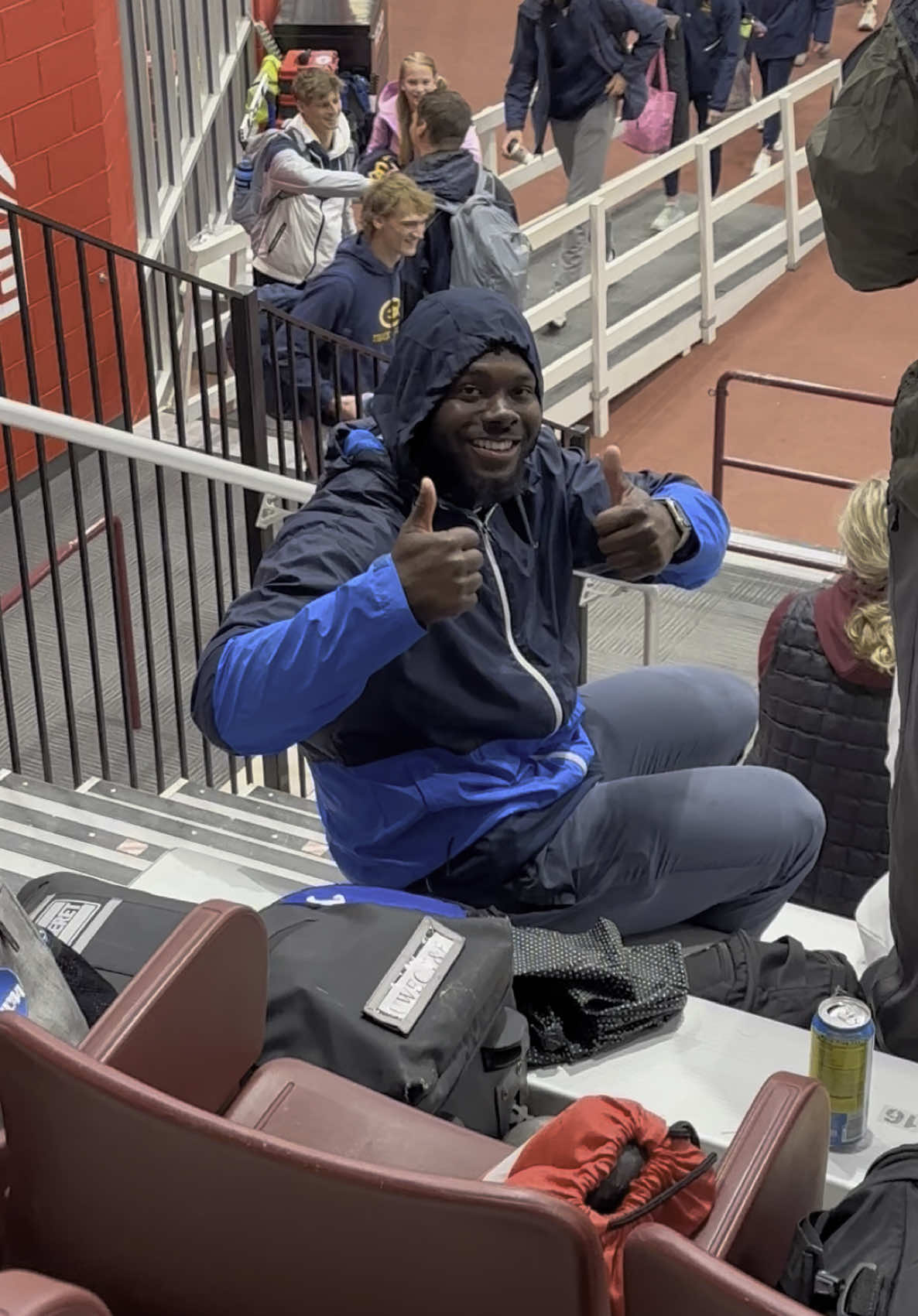 NATIONALS DAY 3! MEET DAY🥳 #fyp #viral #team #NCAA #track #athlete #meetday #sprinter #nationals #travel #collegekids #university #Summer #break #bus #competition #friends #allamerican 