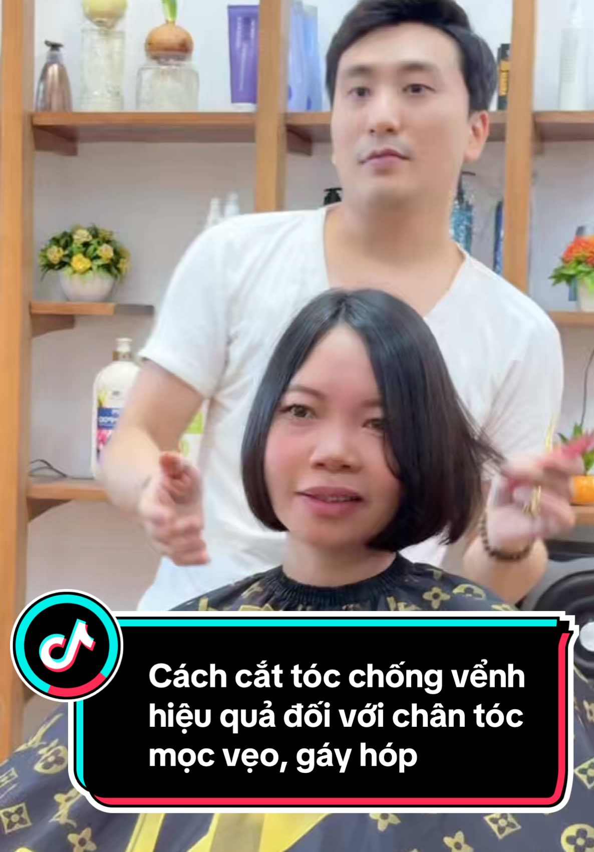#tiktok  cách cắt tóc chống vểnh hiệu quả đối với chân tóc mọc vẹo, gáy hóp #nguoitheodoi #manhhungsalon #hairsalon #CapCut #xuhuong #tócđẹp #chiasecattoc #tocngan #cattoc #