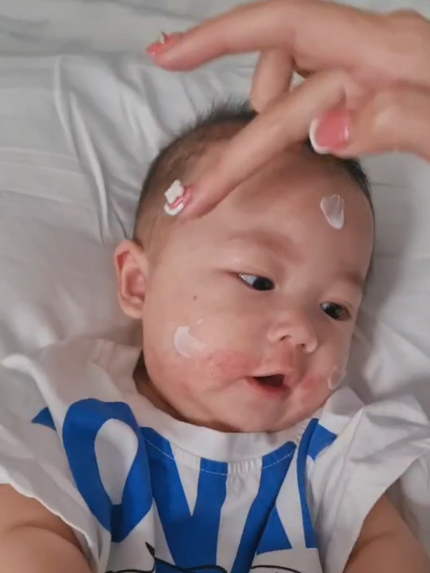 😖 ลดผดผื่น แดง คัน ครีมทาหน้าสูตรอ่อนโยนที่คุณแม่ไว้วางใจ💖 🌰 Godmami Organic Baby Butter 🧑🏻‍🍼 สามารถใช้ได้ตั้งแต่แรกเกิด #godmami #godmamithailand #เครื่องสำอางสำหรับเด็ก #ครีมทาหน้า #ลดผดผื่น #หน้าเด็ก #ครีมทาหน้าเด็ก #อ่อนโยนแม้ผิวแพ้ง่าย#ทารกแรกเกิด#เทรนด์วันนี้