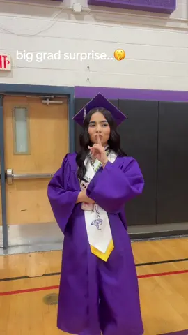 best surprise😋#graduation #grad #classof2025