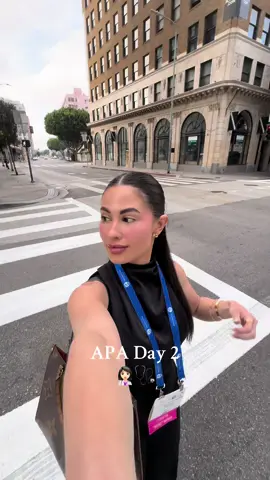 Who said doctors aren't allowed to have fun while they work? 😅 #losangeles #psychiatry #conference #dayinmylife #medstudent #thingstodoinla  