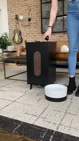 Houndsy kibble dispenser #houndsy #midcenturymodern #interiordesign #dogfeeder 