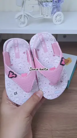 #sandalanak #sandalbayi #sandalanakperempuan #sandalbayiperempuan #sandaljepitanak #sandaljepitanakperempuan #sandaljepittalibelakang #sandaljepitantislip#sandaljepitringan #sandaljepitempuk #sandalanakringan #sandalanakempuk #sandalanakantislip #sandalanaknyaman 