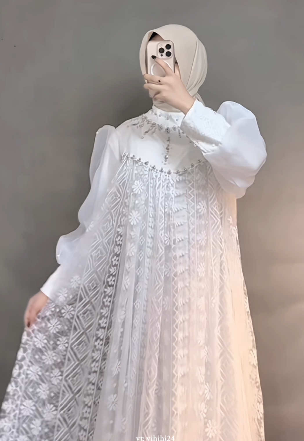 gamis putih 🤍#gamis #gamistile #gamisputih #gamislebaran #gamismewah #gamiscantik #gamismurah #fyp 