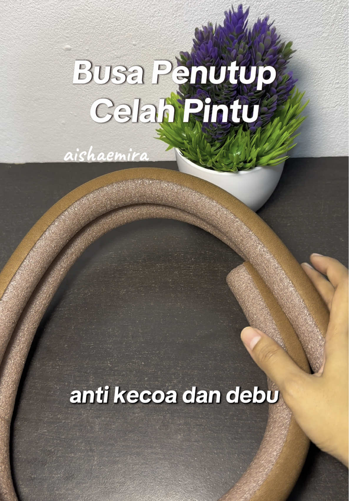 Biar rumah tetap bersih dan dingin ✨🥰 #affiliate #estetik #aesthetic #review #unboxing #pintu #jendela #penutuppintu #sekat #sekatpintu #busapintu #penutupcelah #celahpintu #kecoa #debu #rumah 