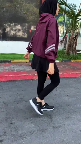 Yuk yang mau samaan sepatu nya murah dan nyaman di pakai #outfitolahraga #tiktoktokopediashop #fypdongggggggggシ #fyppppppppppppppppppppppp 