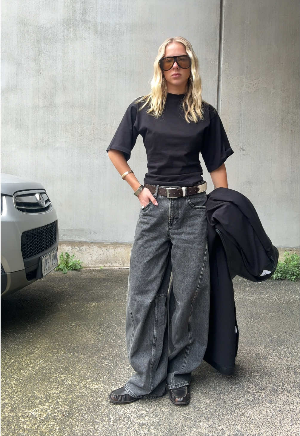 Detective core  @Henne jeans  @Ena Pelly coat  @CAPIAGHI SUMMER belt @nakdfashion top
