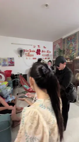 Con trai NSUT KIM TỬ LONG vừa dễ thương mà ca hay nữa #nhatrang #Luân 