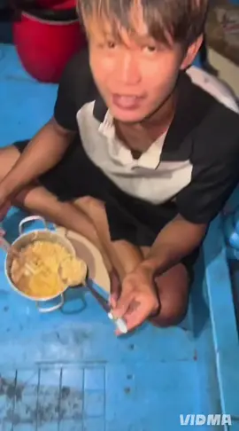 Demo mới ạ .  Chế lại từ bài Phim Ba Người ạ #nhacchedanbien #nhaccheduycuong #voduycuong 