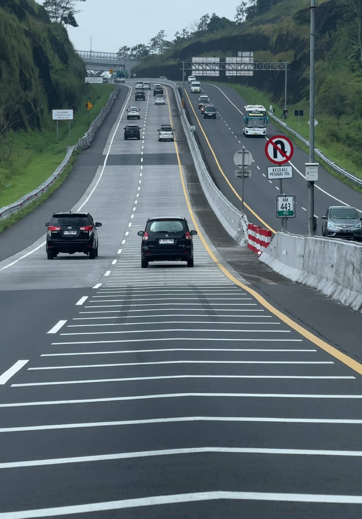 KM 443  #tolsolo  #tol  #tolsolosemarang  #solo  #tolsemarang  #tolsemarangsolo 