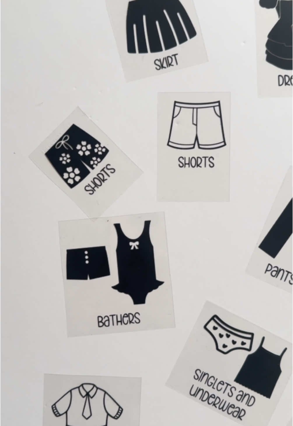 Using visuals such as our custom labels is a great way to help your little ones start learning about organising. It helps them recognise where things go before they can read.  Our custom labels are super cute and available in many colours/sizes.  www.organisedbyla.com.au #kidsorganization #organiseyourhome #customlabels #organisation #organised #howtoorganize #teachkids #organisekidsrooms #wardrobeorganisation #wardrobeorganising 