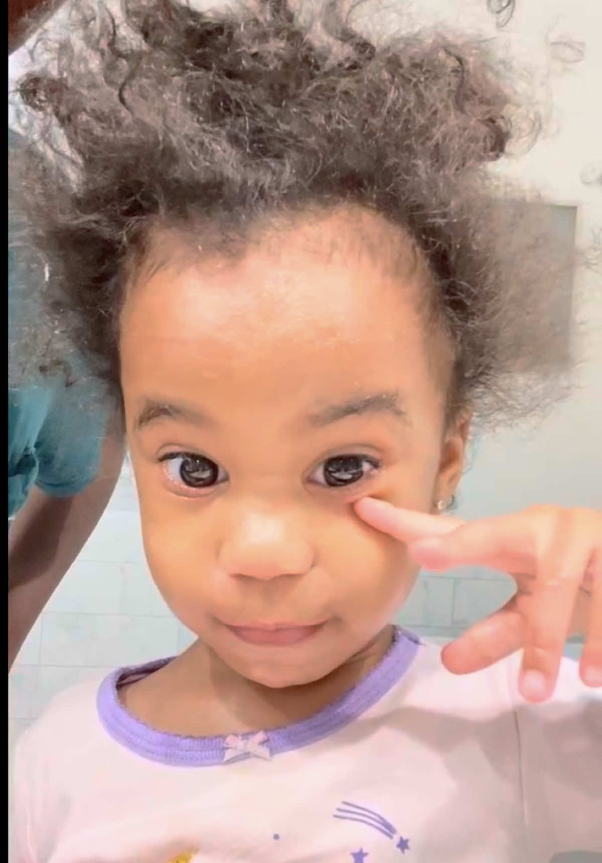 Behind every polished post is… pure chaos 😂 From kids screaming to me slurring my words — here’s everything that usually gets cut out. You’re welcome!  #BlooperReel #MomLifeUnfiltered  #BehindTheScenes #HotMessExpress  #SocialMediaUnfiltered #ReelLifeVsRealLife