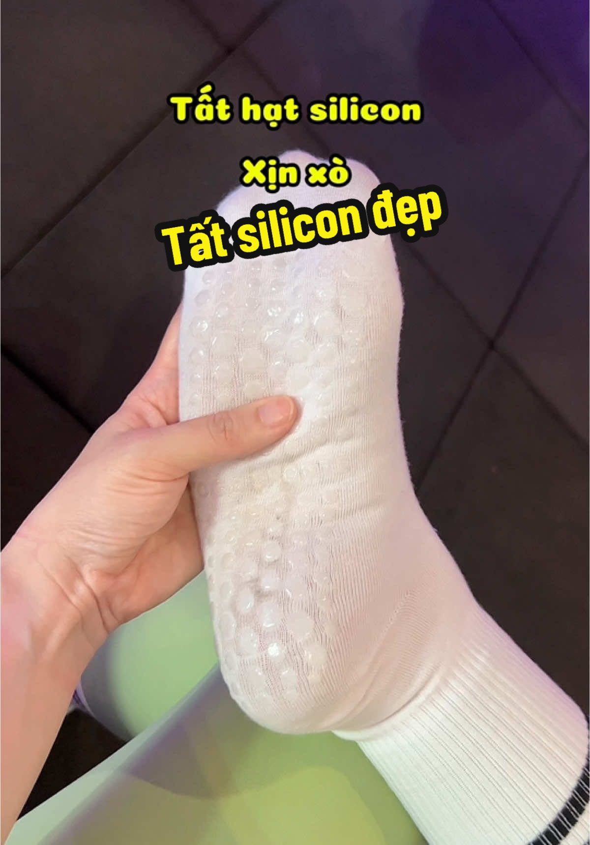 Tất silicon tập gym, yoga, tập luyện tại nha bền rẻ đẹp lắm. #tatsilicon #tatchongtron #tatdep #xuhuong 