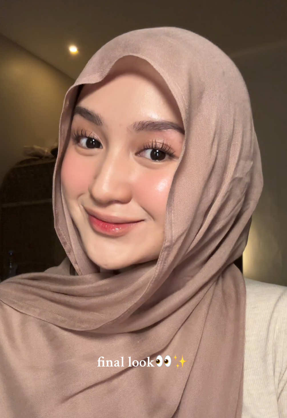 telat banget aku baru nyobain iron mascara judydoll yang super viral dan ternyata baguusss💯  #ironmascara #ironapplicator #mascarajudydoll #judydoll