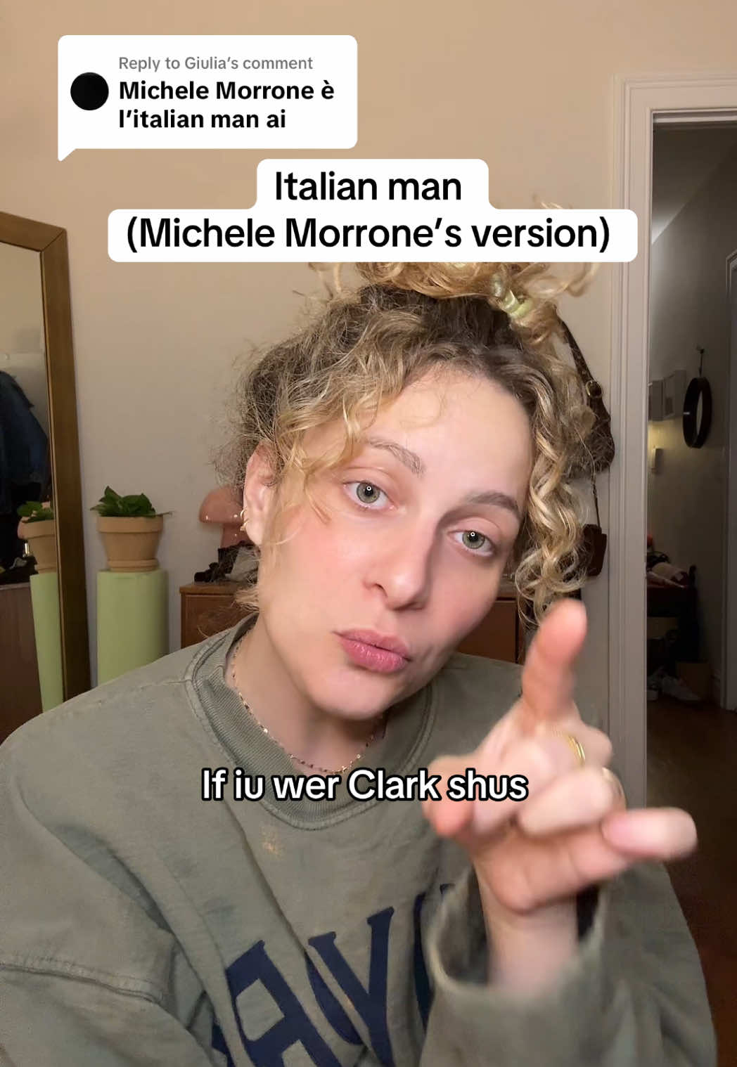 Replying to @Giulia if iu wer Clark shus ior a comiunist💜 #michelemorrone #clark #italianman #italianmen #daviddidonatello #belve #pov #attori #italianactors #parodia #alessandroborghi #perte #fyp #disagio 