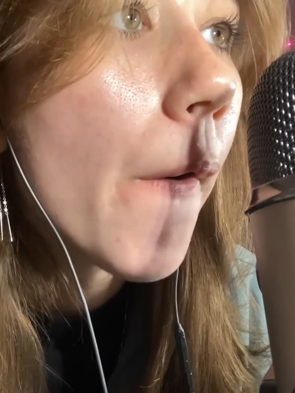 ASMR MOUTH SOUNDS 👅  #asmr #asmrmouthsounds 