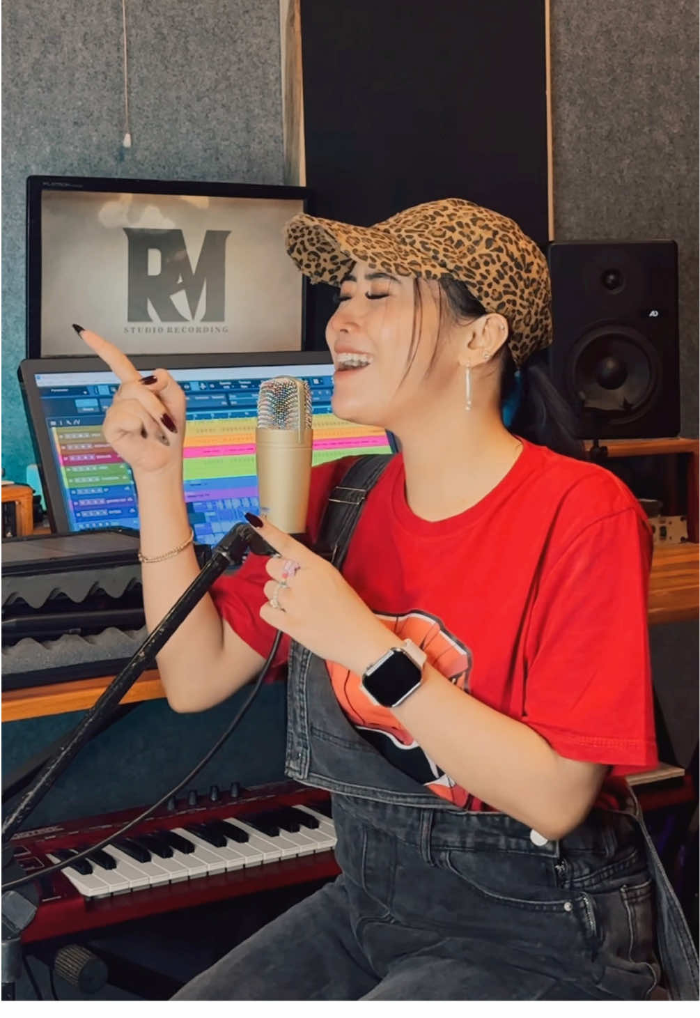 Dangdutan sik cuyy👍(maaf kalo ada salah lirik dan lain