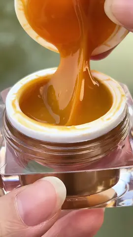 Mấy bạn da mụn ẩn liti mụn dậy thì dùng xong khen hỏng hết lời🥰🥰🥰 #kemmun #xuhuong #lamdep #BeautyTok #phaidepngaynay #nguyenhuynhsongnhibeauty #lamdepmoingay 