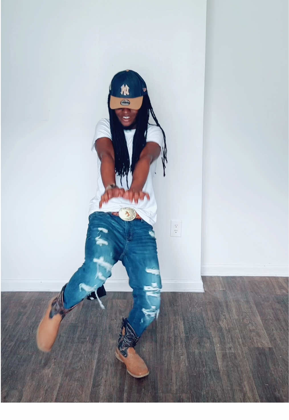 Boots🤠🔥#BootsOnTheGround#LineDance #LineDancing #MyLastNameIsSavage #Remix