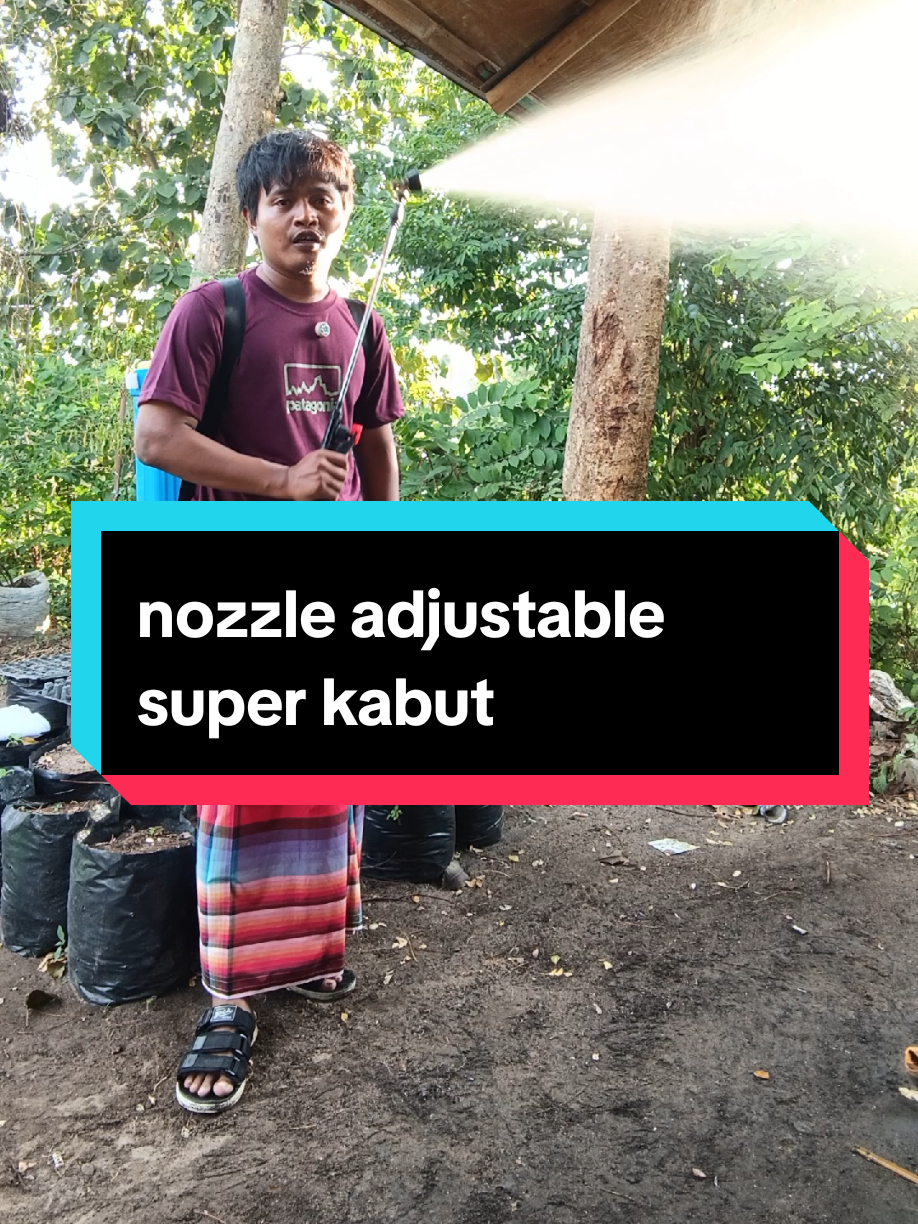 nozzle adjustable super kabut bahan dari kuningan  #nozzle #nozzlekabut #semprotan #sprayer #semprotantanaman #semprotanairkencang #belilokal #cuantanpabatas #semuabisaaffiliate #satukontentiaphari #petaniindonesia🇮🇩🇮🇩🇮🇩🌿🌿 #petanimuda #petanimilenial #fyp #viral 