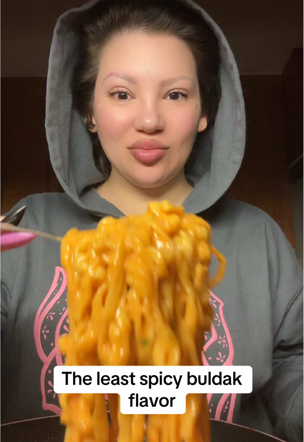 This is the least spiciest flavor  #buldak #buldakramen #samyangnoodles #spicynoodles #ramen #creamcarbonara #mukbang #mukbangeatingshow #eatwithme #asmreating #foodies #tiktokshop #spicyramen 