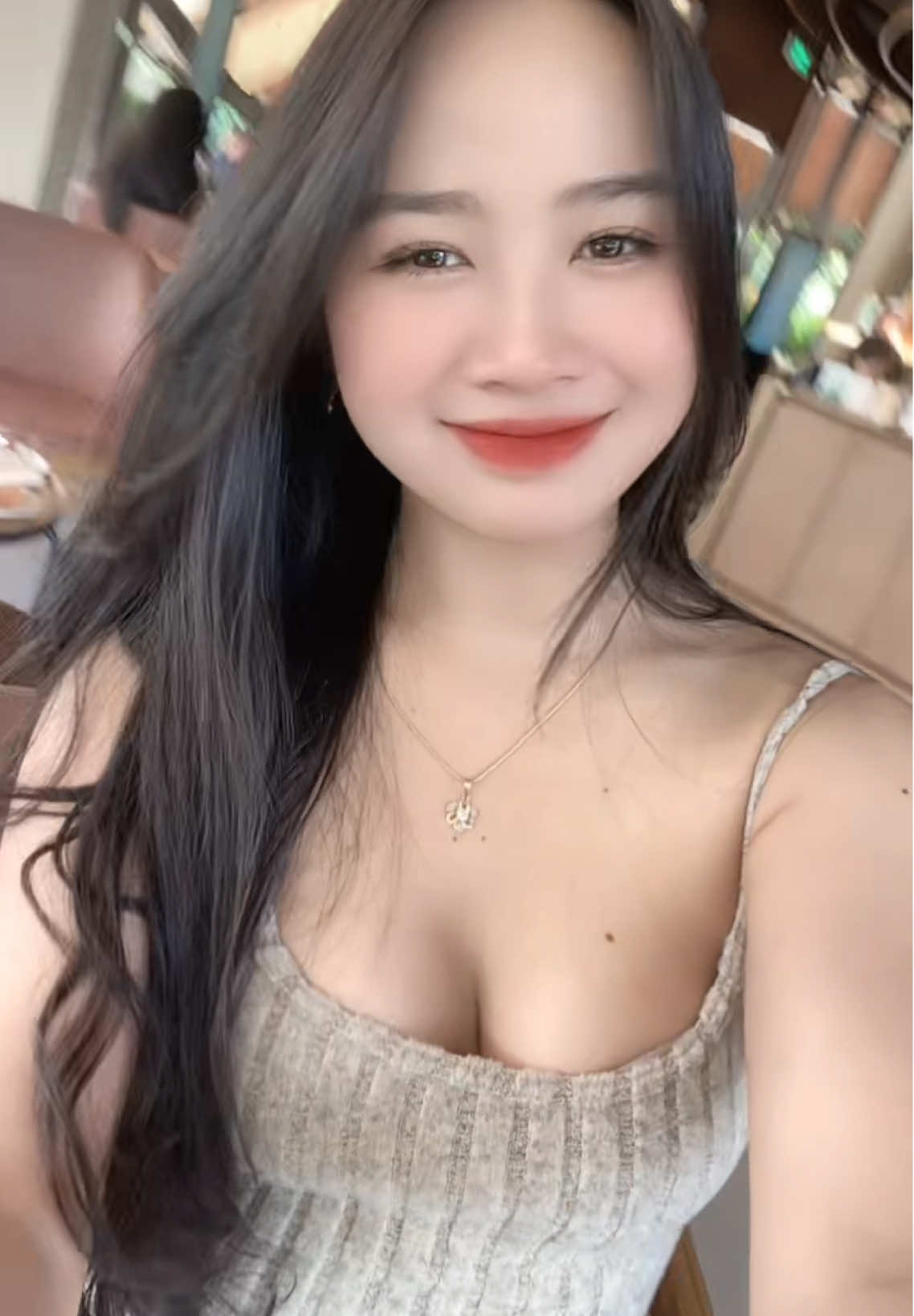 Đợi em tốt hơn, đợi em xinh hơn, đợi vết thương trong tim em lành lại, Em sẽ mở lòng mình thêm một lần nữa, sẽ yêu và được yêu. #xh #viral #myhuexemayanthanhphat #61binhduong 