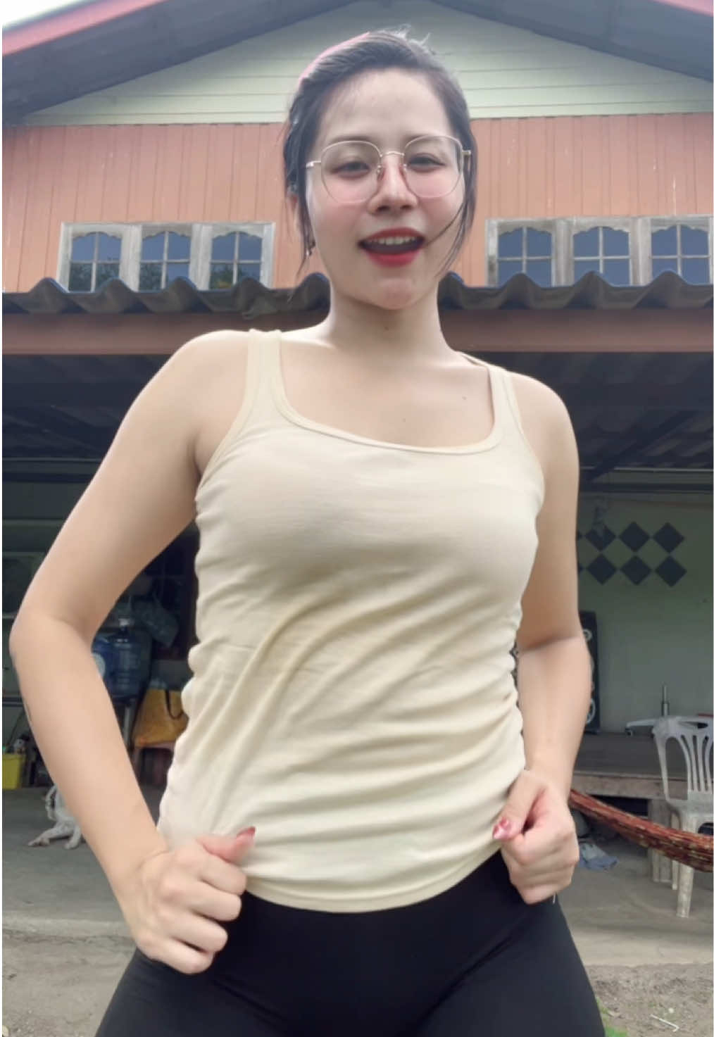 #ต้าวแว่น 