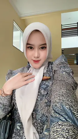 Batikk yang aku pakee🛍️🛒🛒💗#batikmodern #fypage 