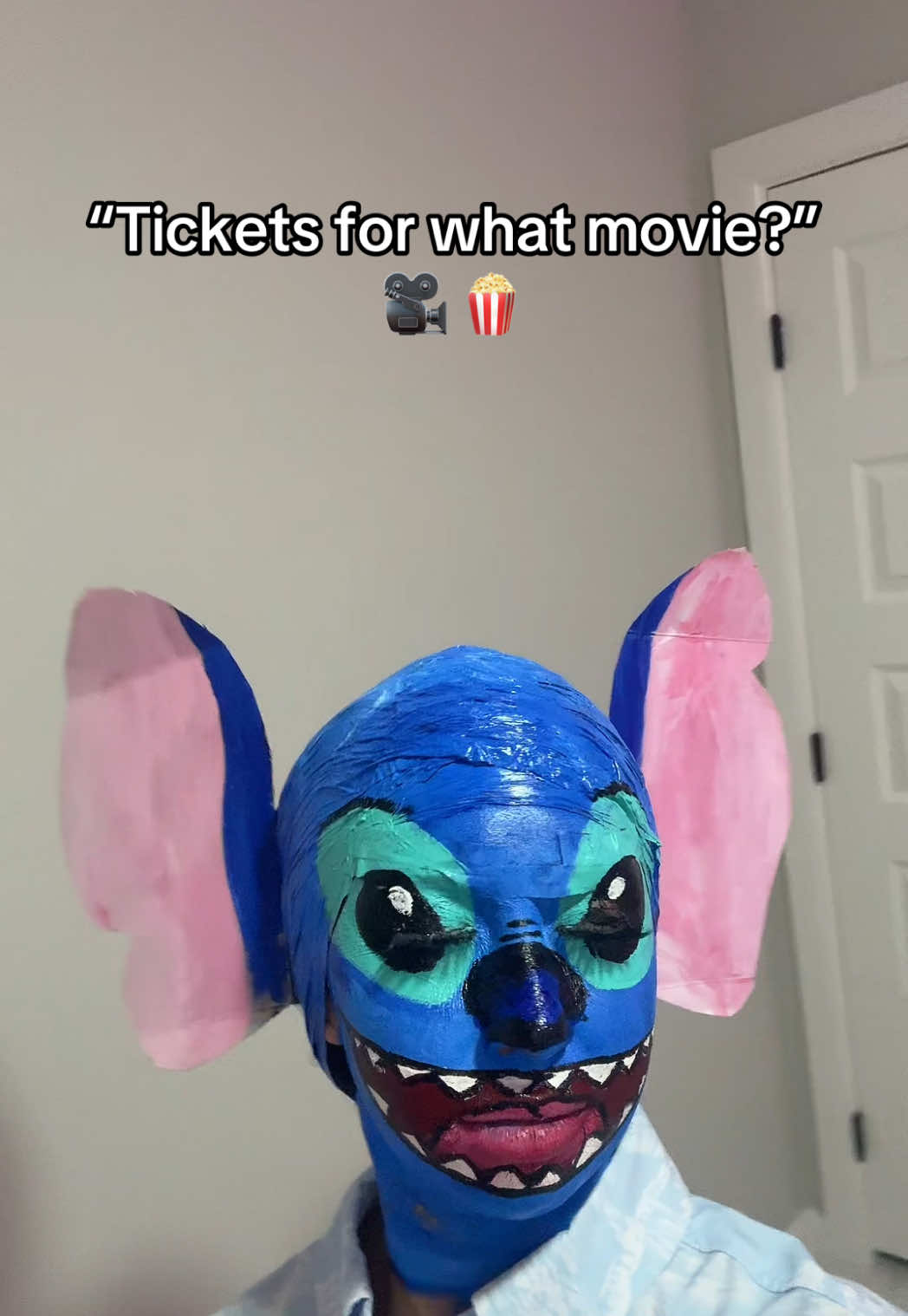 ohana 😏 #fyp #foryoupage #fypage #stitch #movie #liloandstitch #lilo #hawaii #hawaiianrollercoasterride #moviepremiere 