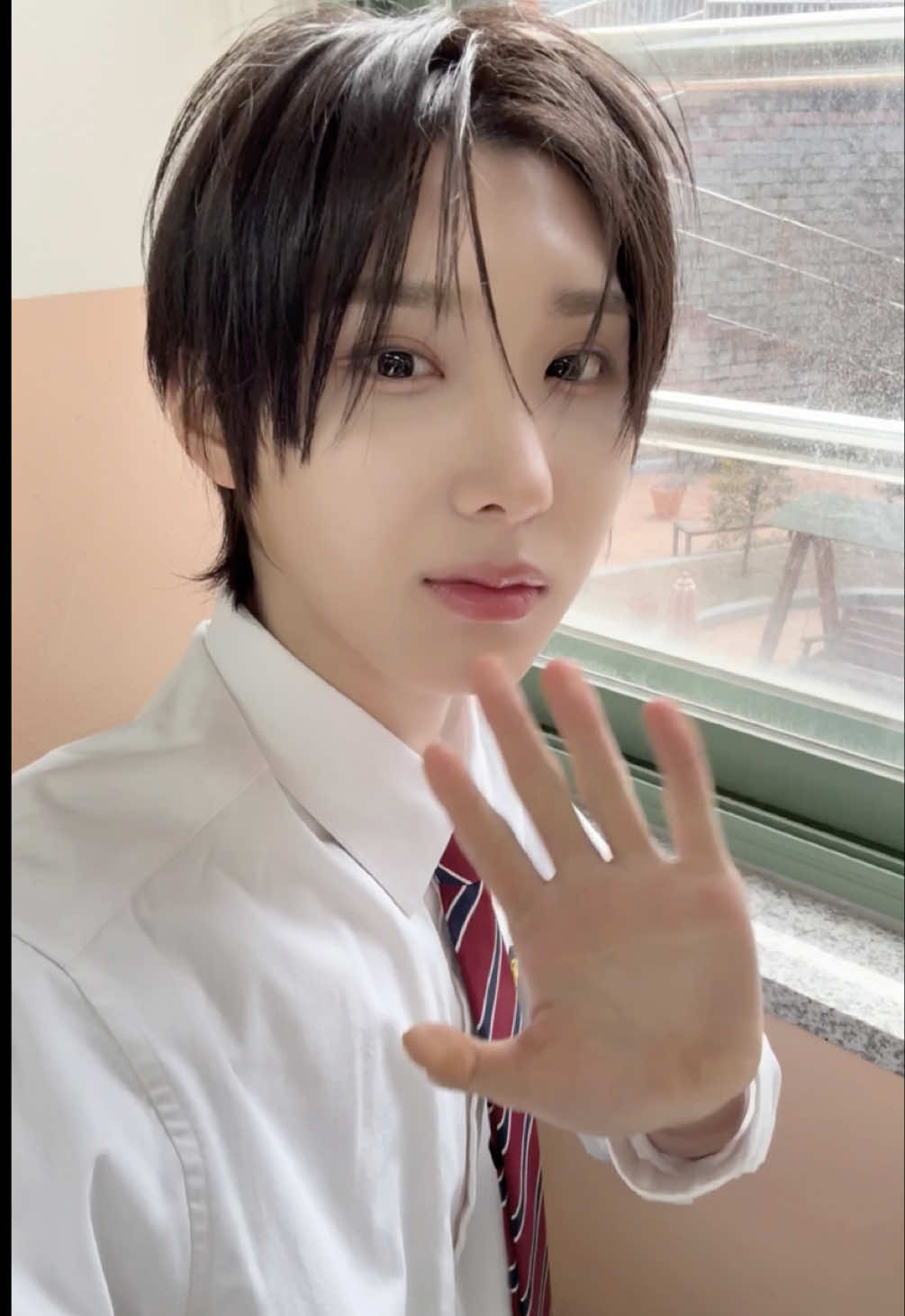 학교 쉬는시간에 🤳🏫  KickFlip The 2nd Mini Album 